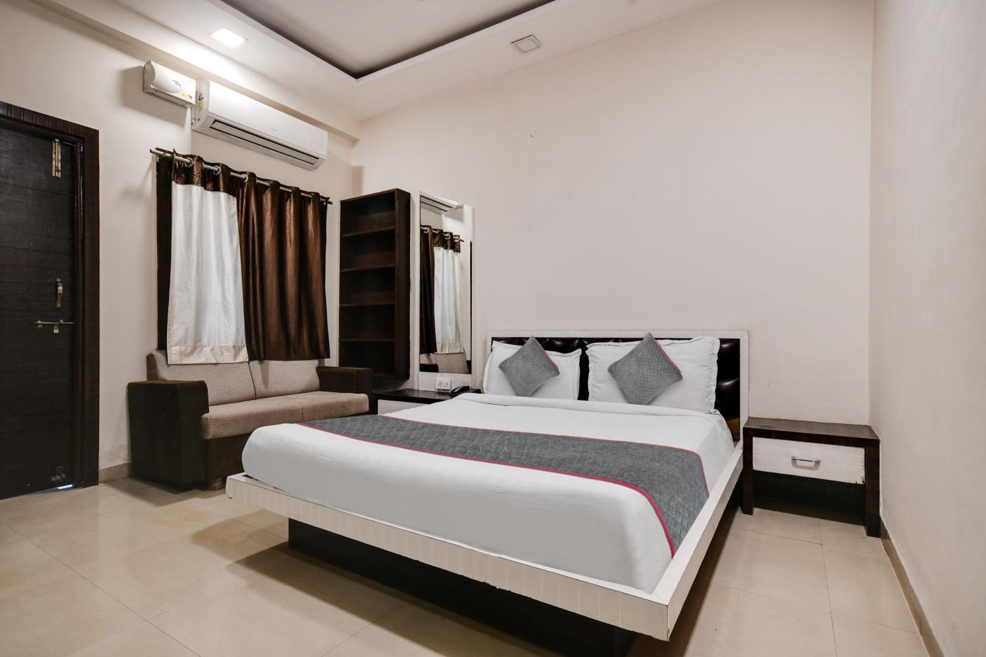 Townhouse Prime Stay Indore Exteriör bild